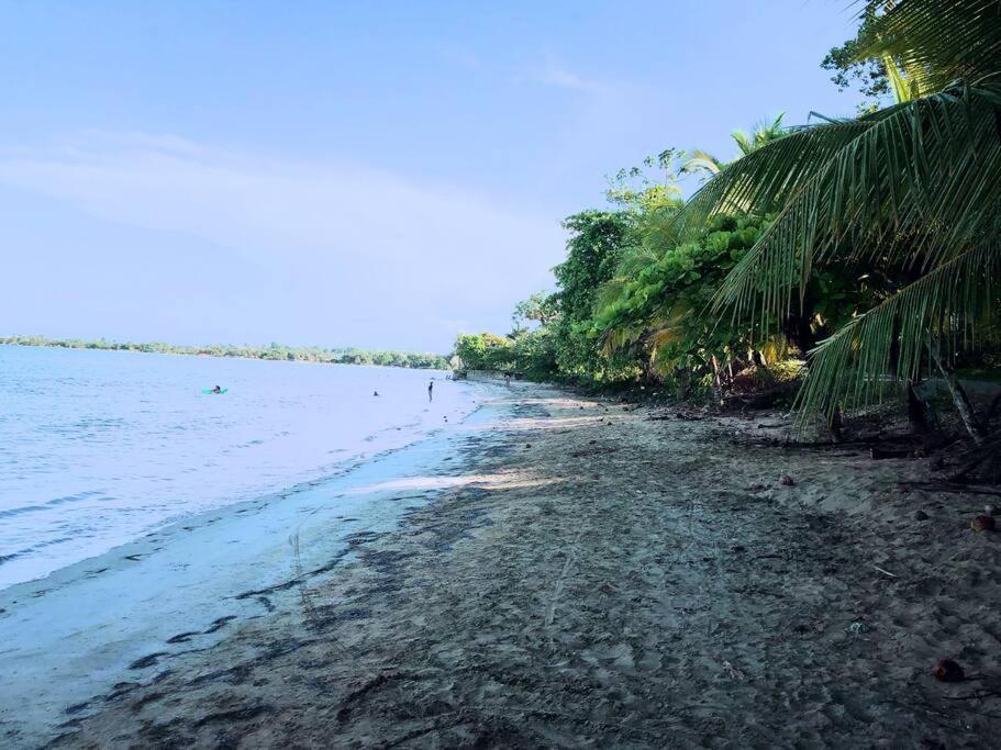 Villa Del Idaan Bocas del Toro Esterno foto